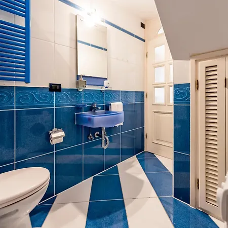 Beppo Sea View Apartment *
